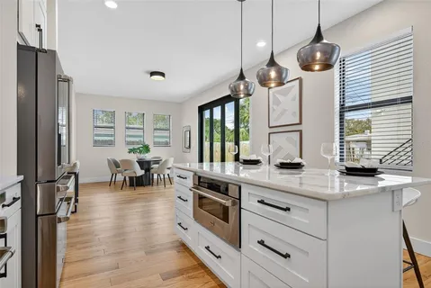 $1,290,000 | 6266 4th Avenue South, St. Petersburg, FL 33707