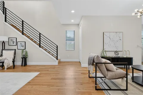 $1,290,000 | 6266 4th Avenue South, St. Petersburg, FL 33707