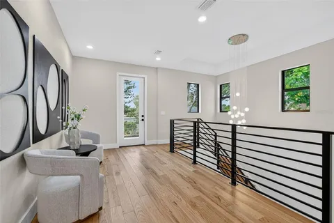 $1,290,000 | 6266 4th Avenue South, St. Petersburg, FL 33707