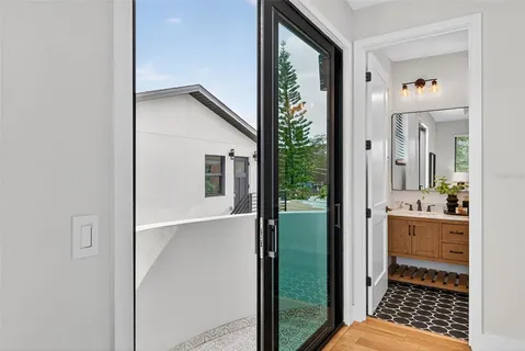 $1,290,000 | 6266 4th Avenue South, St. Petersburg, FL 33707