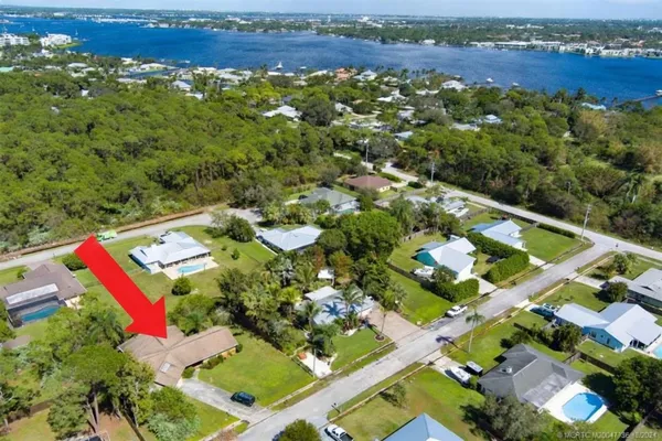 $475,000 | 1321 Southwest Nikoma Street, Palm City, FL 34990