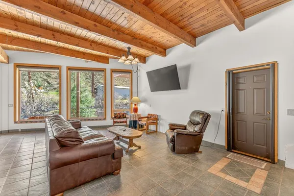 $950,000 | 1352 South Main Street, Riggins, ID 83549