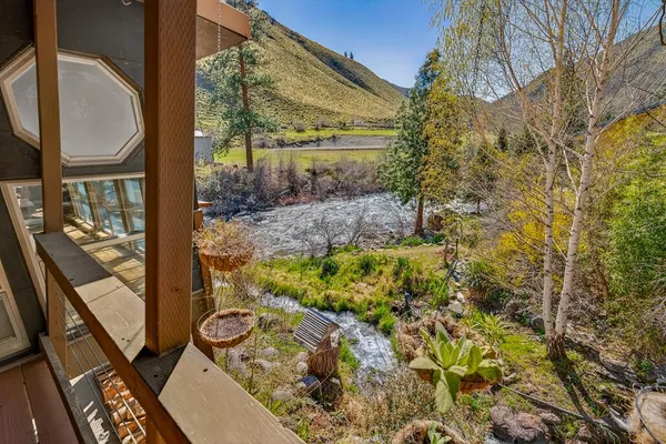 $950,000 | 1352 South Main Street, Riggins, ID 83549