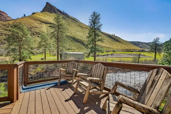 $950,000 | 1352 South Main Street, Riggins, ID 83549