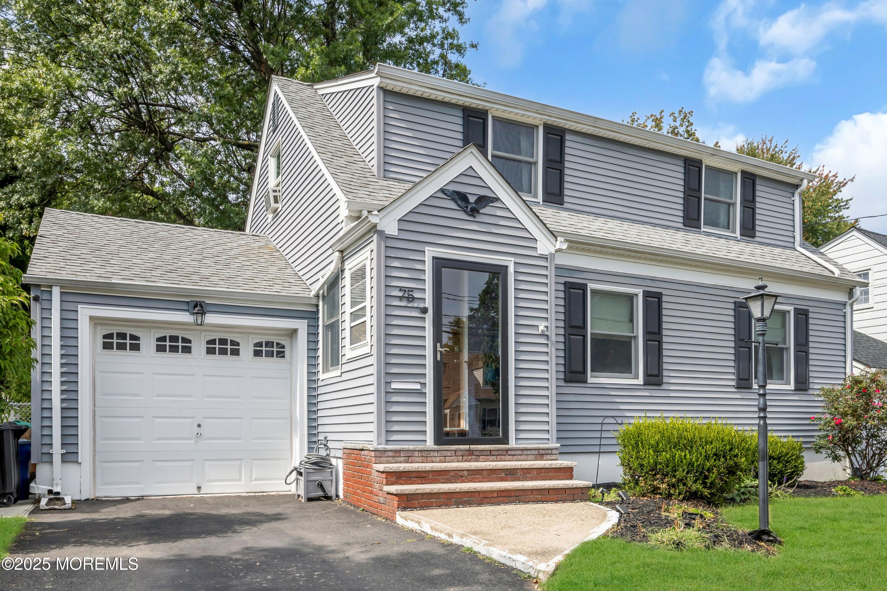 75 Ridgewood Road Clifton, NJ 07012 - Photo 33 of 41 a front view of a house