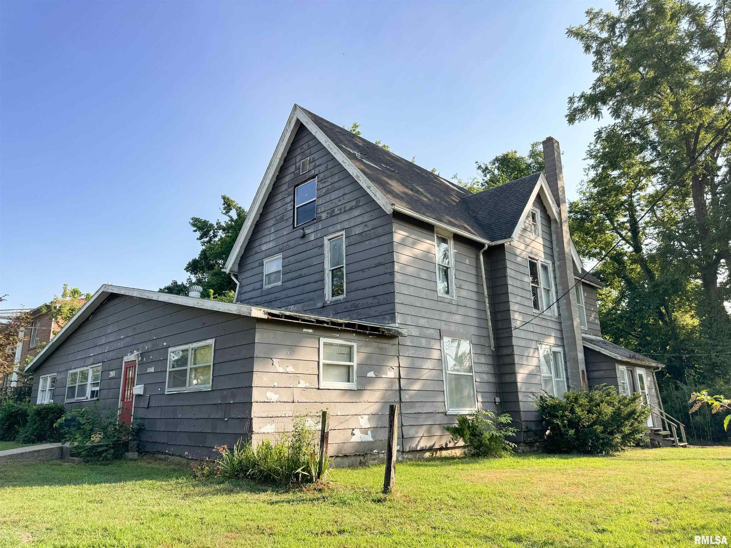 201 East High Street Anna, IL 62906 - Photo 1 of 23