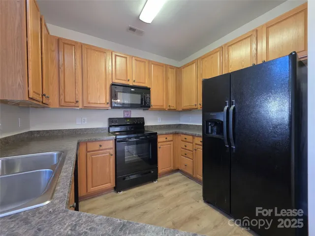 $1,825 | 10619 Trolley Run Drive, Cornelius, NC 28031