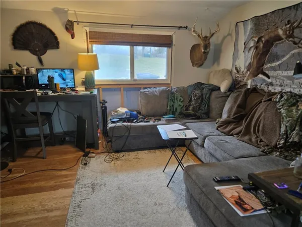 $190,000 | 1334 Lakeview North, Odessa, MO 64076