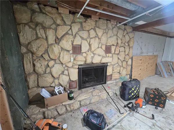 $190,000 | 1334 Lakeview North, Odessa, MO 64076