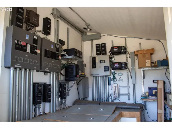 a view of a living room with furniture