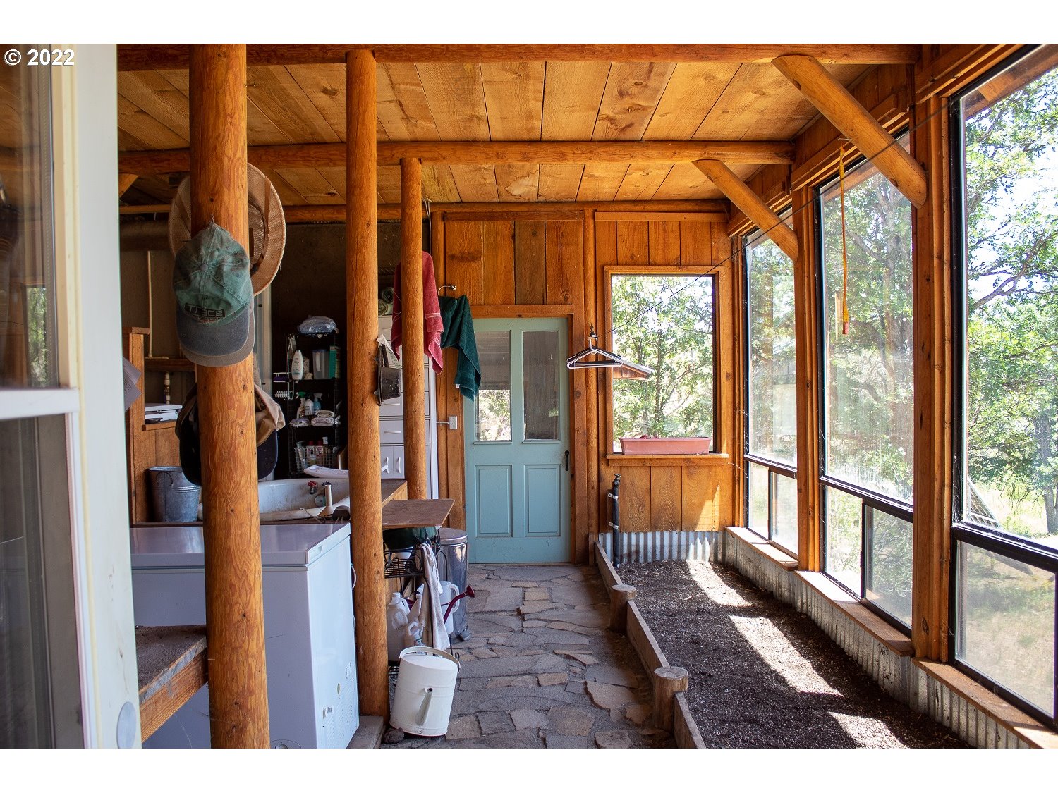 10000 Copco Road Ashland, OR 97520 - Photo 19 of 32 a view of an outdoor space with a window