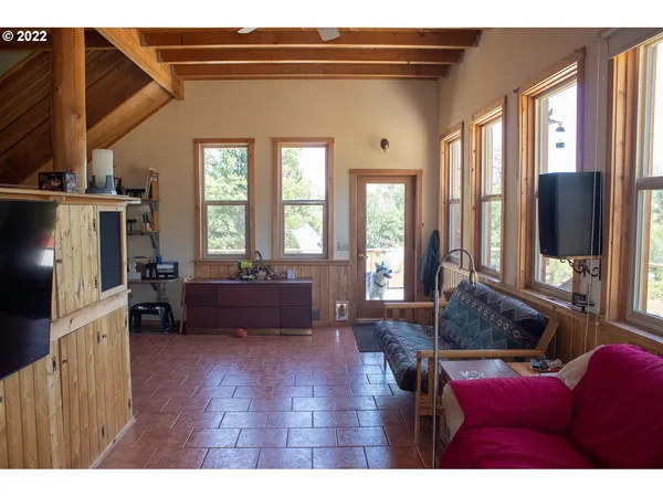$392,000 | 10000 Copco Road, Ashland, OR 97520