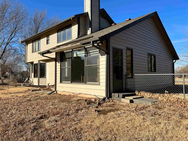 $340,000 | 2331 North Wheatridge Street, Wichita, KS 67223