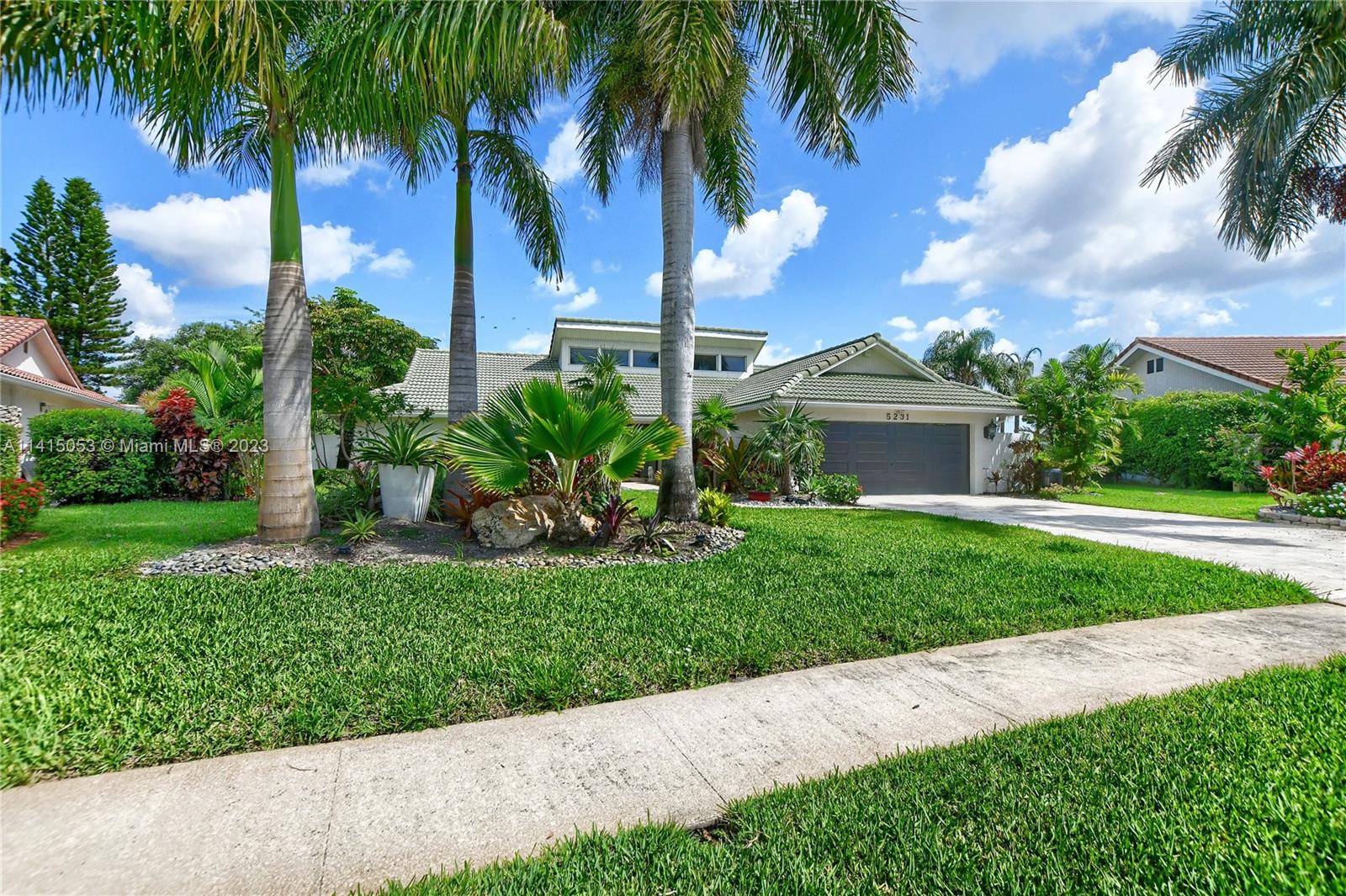 5231 Northwest 3rd Terrace Boca Raton, FL 33487 - Photo 3 of 65 Gallery Image 3