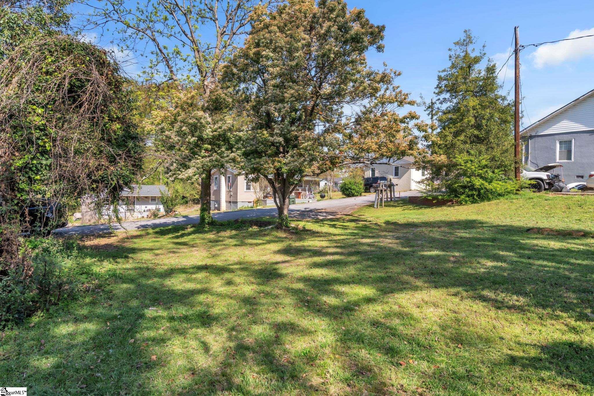 110 Sherman Street Greer, SC 29650 - Photo 8 of 12