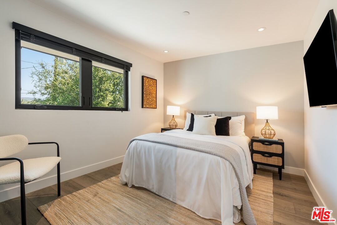 26029 Farmfield Road Calabasas, CA 91302 - Photo 16 of 26