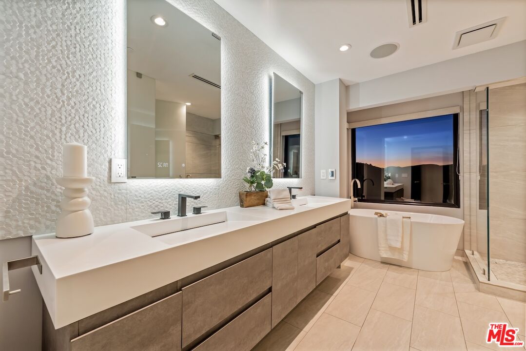 26029 Farmfield Road Calabasas, CA 91302 - Photo 23 of 26