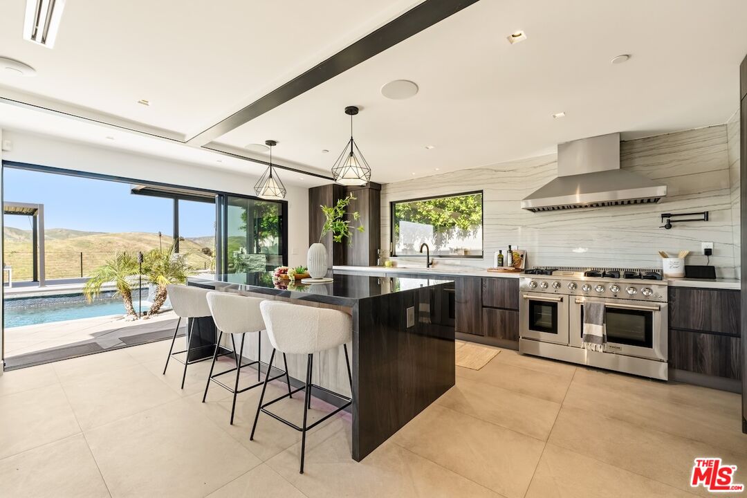 26029 Farmfield Road Calabasas, CA 91302 - Photo 5 of 26