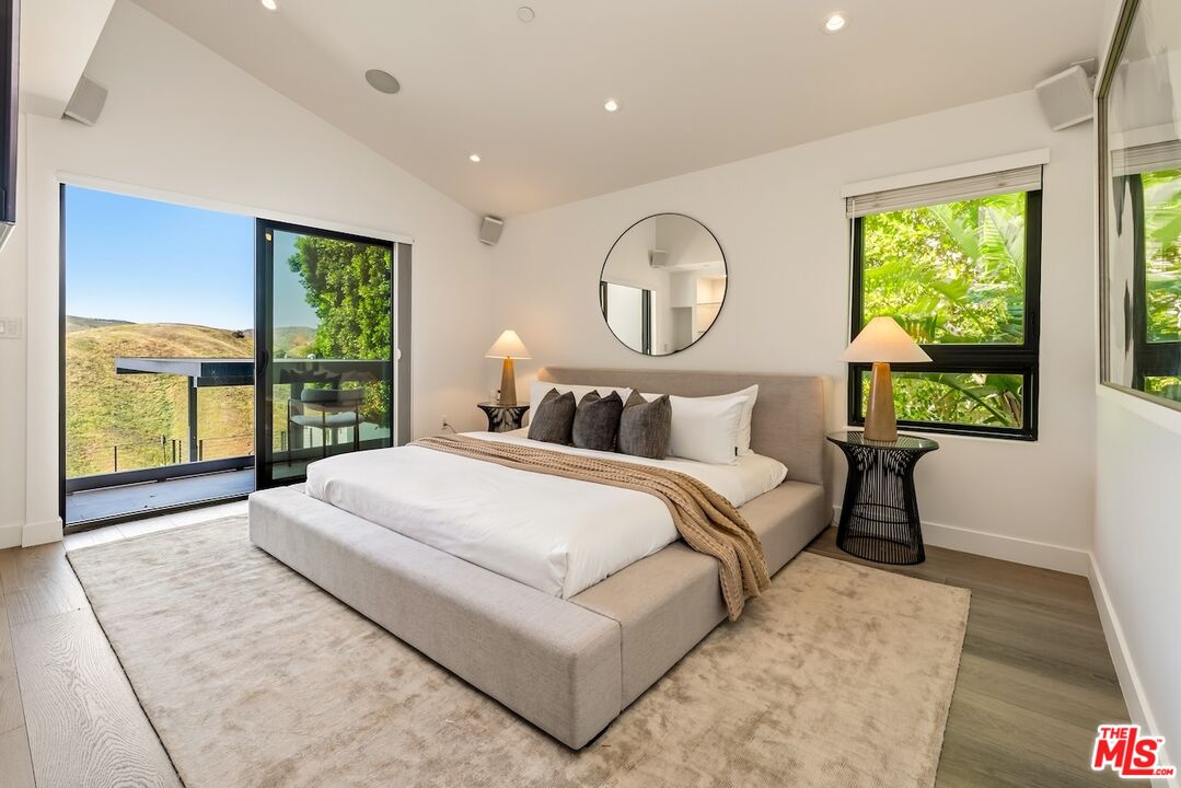 26029 Farmfield Road Calabasas, CA 91302 - Photo 9 of 26