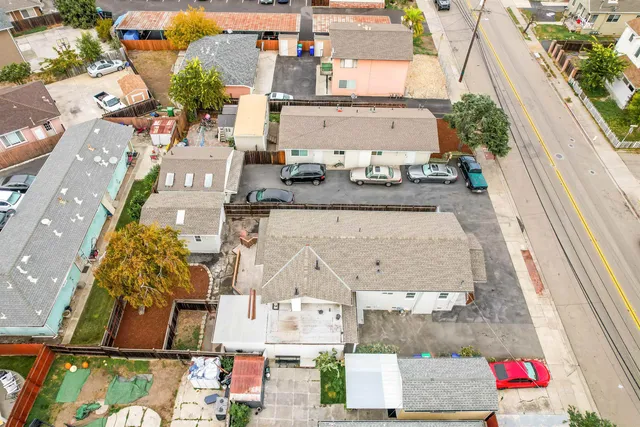 a view of a house with a garage