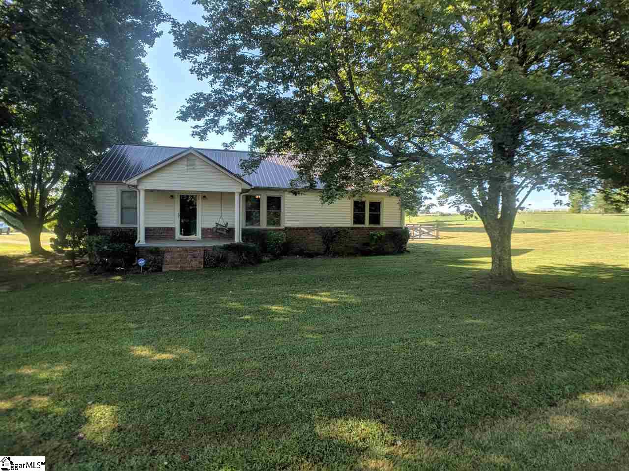 146 Farrs Road Easley, SC 29640 - Photo 1 of 35
