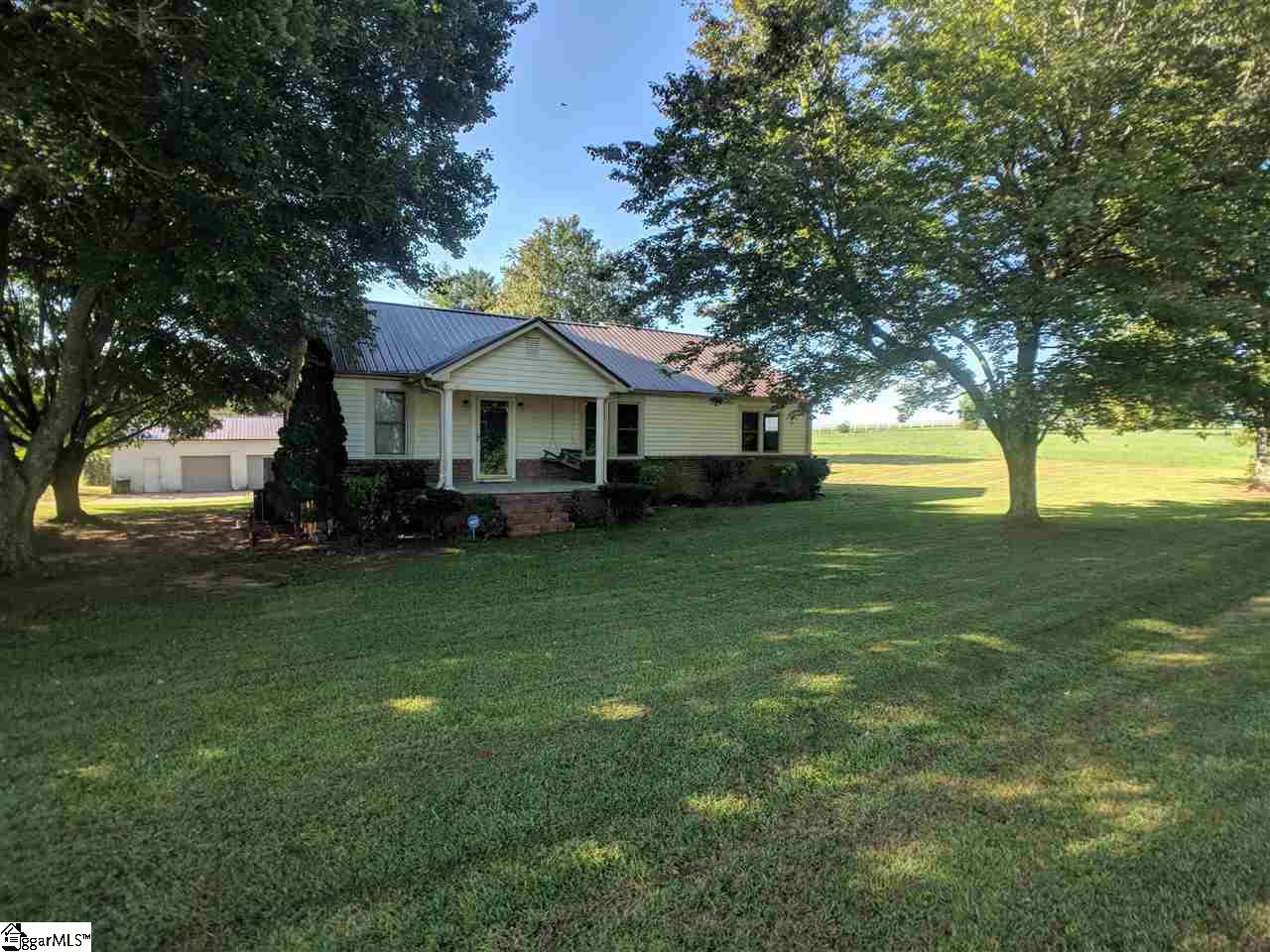 146 Farrs Road Easley, SC 29640 - Photo 2 of 35