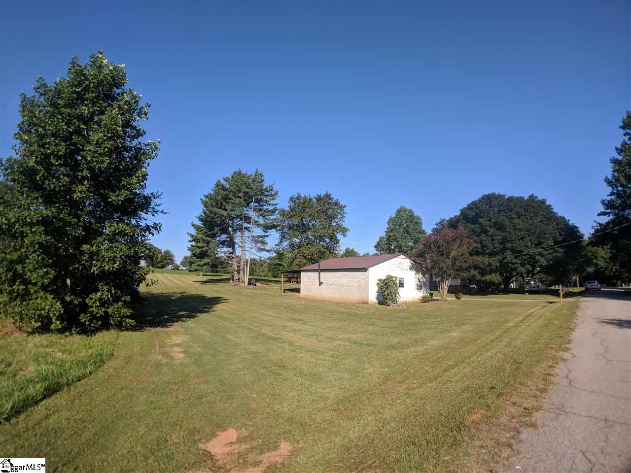 146 Farrs Road Easley, SC 29640 - Photo 32 of 35