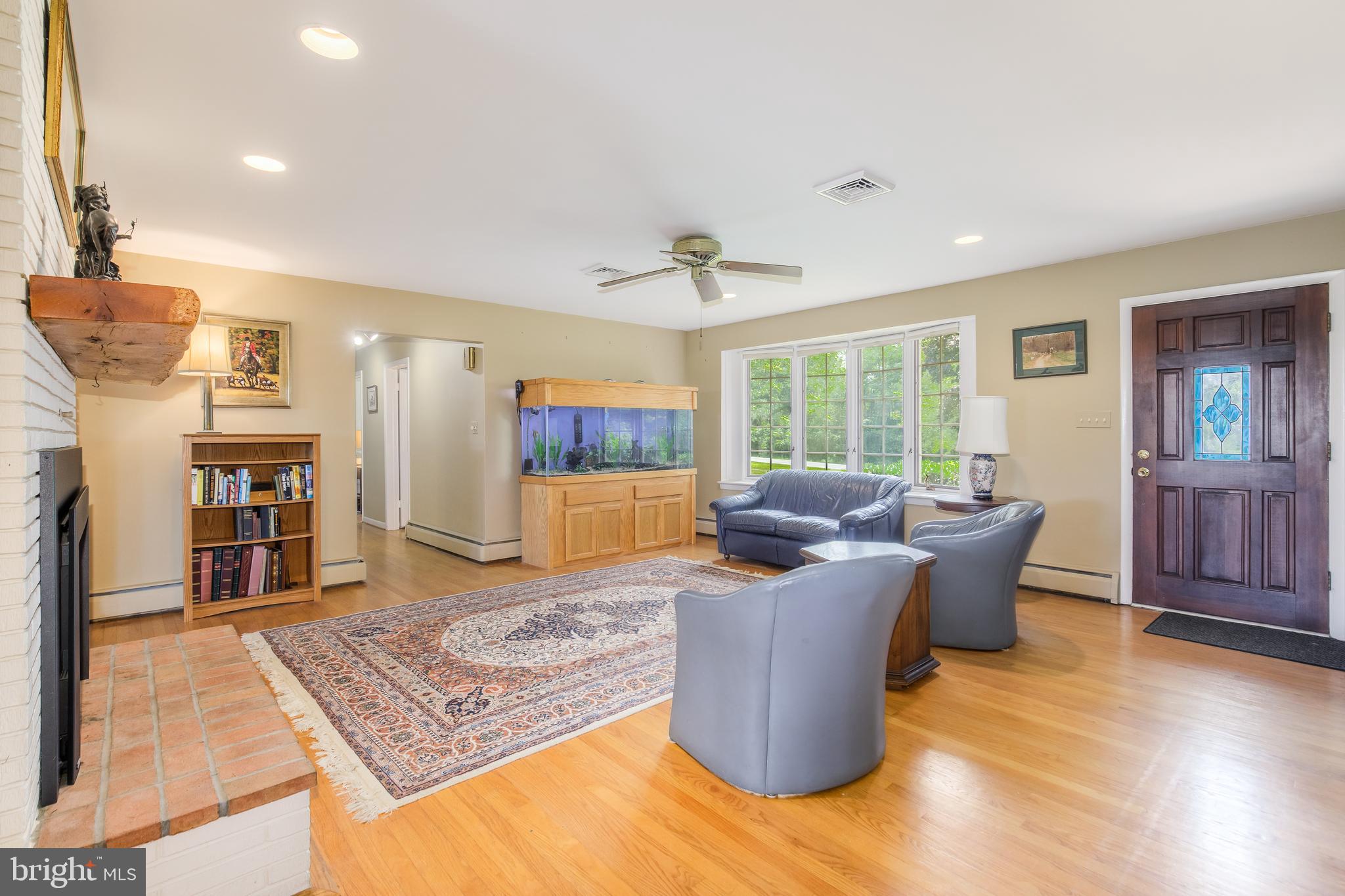 22520 Peach Tree Road Boyds, MD 20841 - Photo 9 of 50 Beautiful hardwood floors throughout