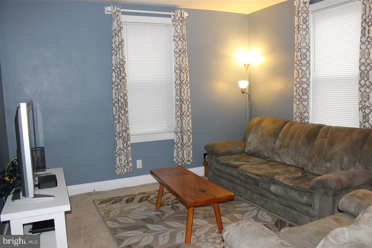 334 Maple Avenue Hanover, PA 17331 - Photo 3 of 27 Gallery Image 3