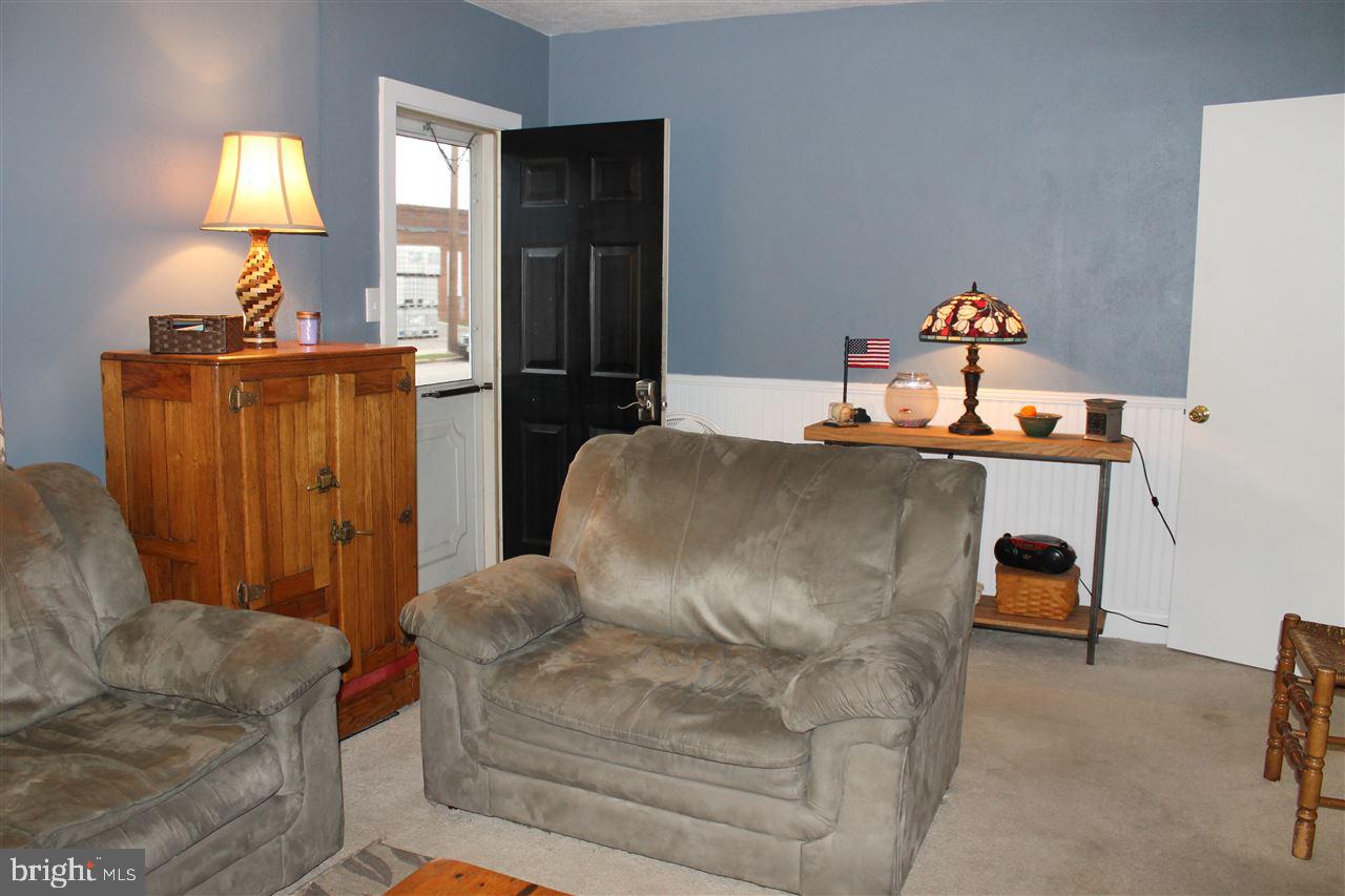 334 Maple Avenue Hanover, PA 17331 - Photo 4 of 27 Gallery Image 4