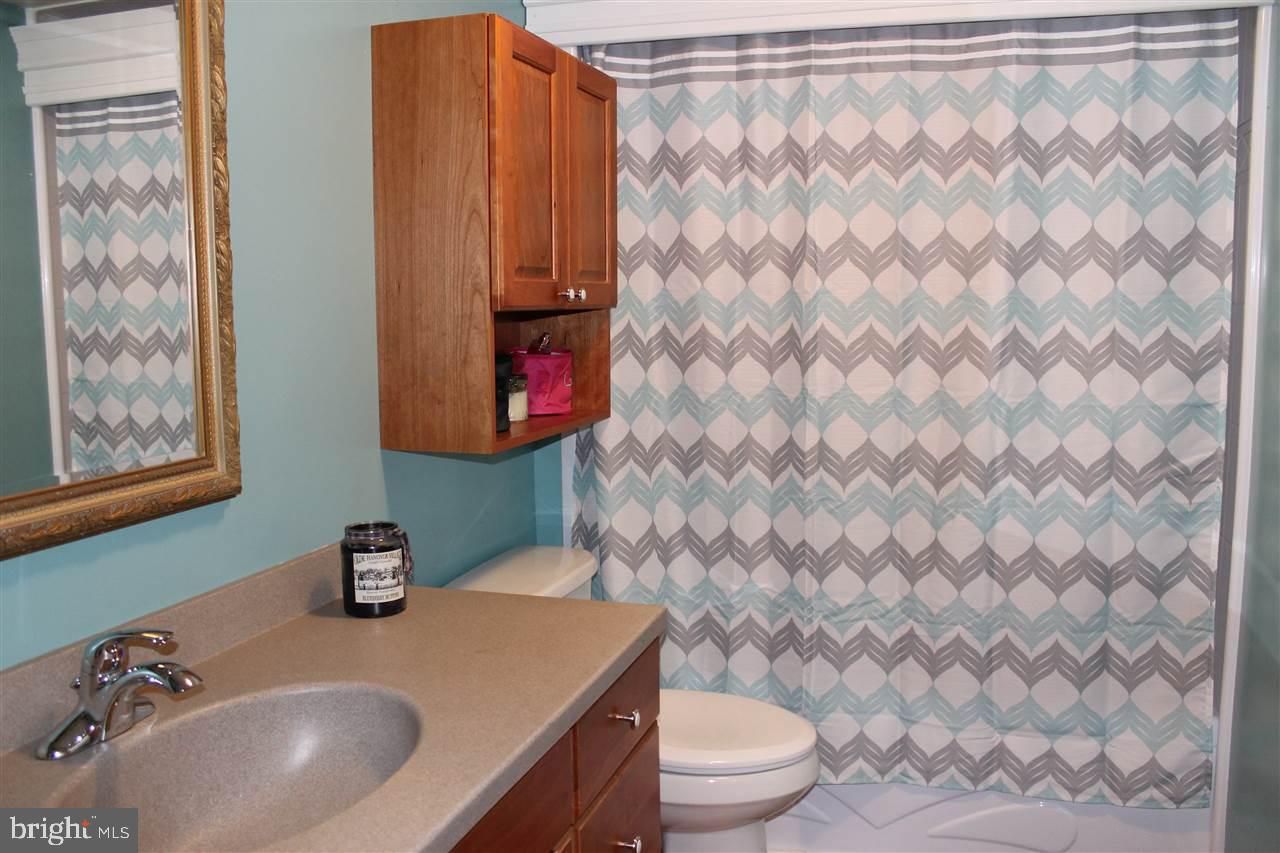 334 Maple Avenue Hanover, PA 17331 - Photo 9 of 27 Gallery Image 9
