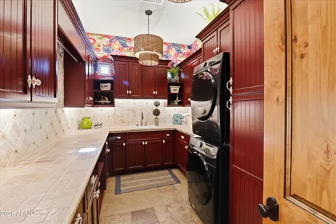 $3,600,000 | 2286 East Plum Street, Gilbert, AZ 85298