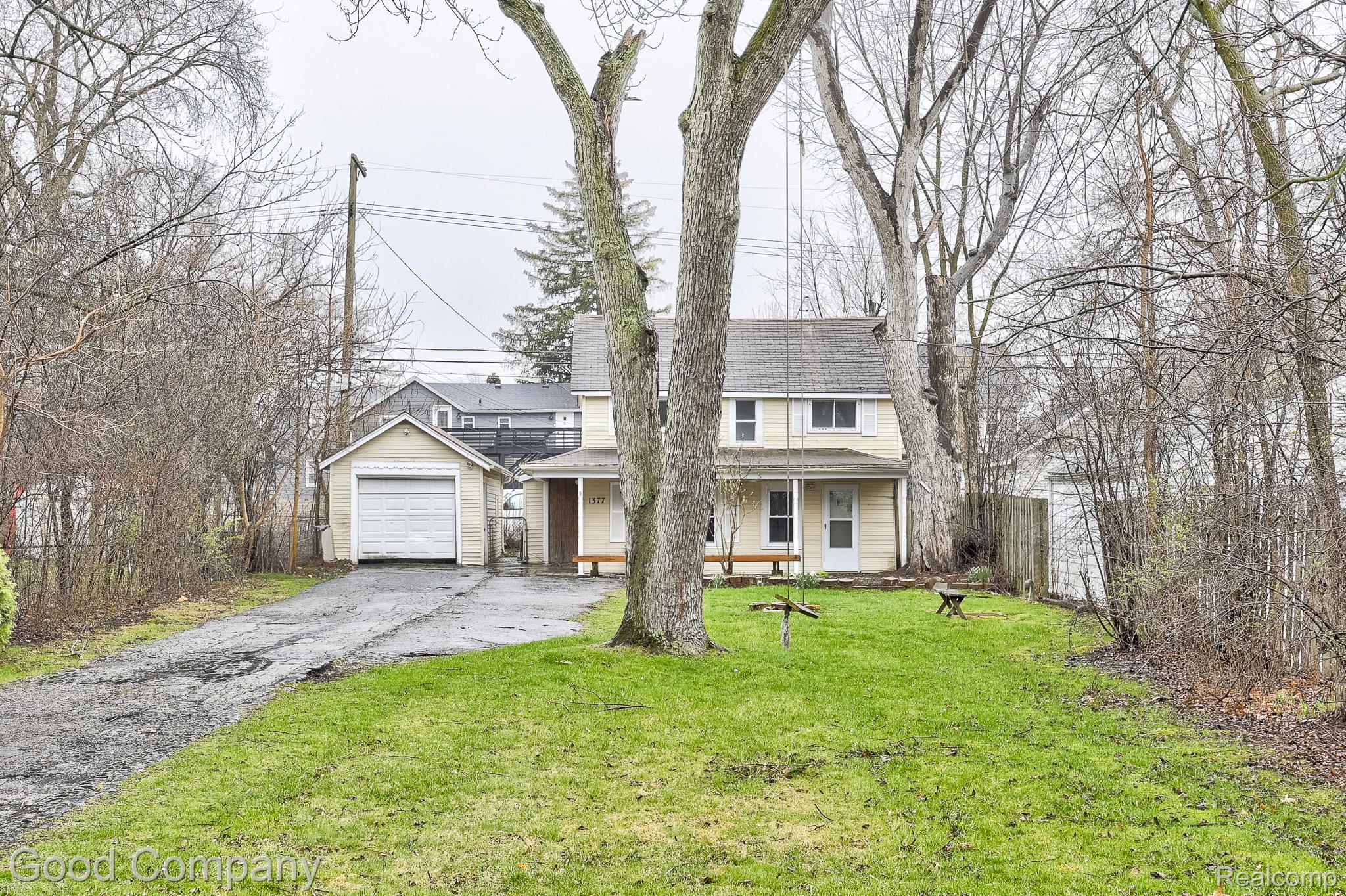 1377 Dorothea Road Berkley, MI 48072 - Photo 30 of 36 1377 Dorothea Rd.-32.jpg
