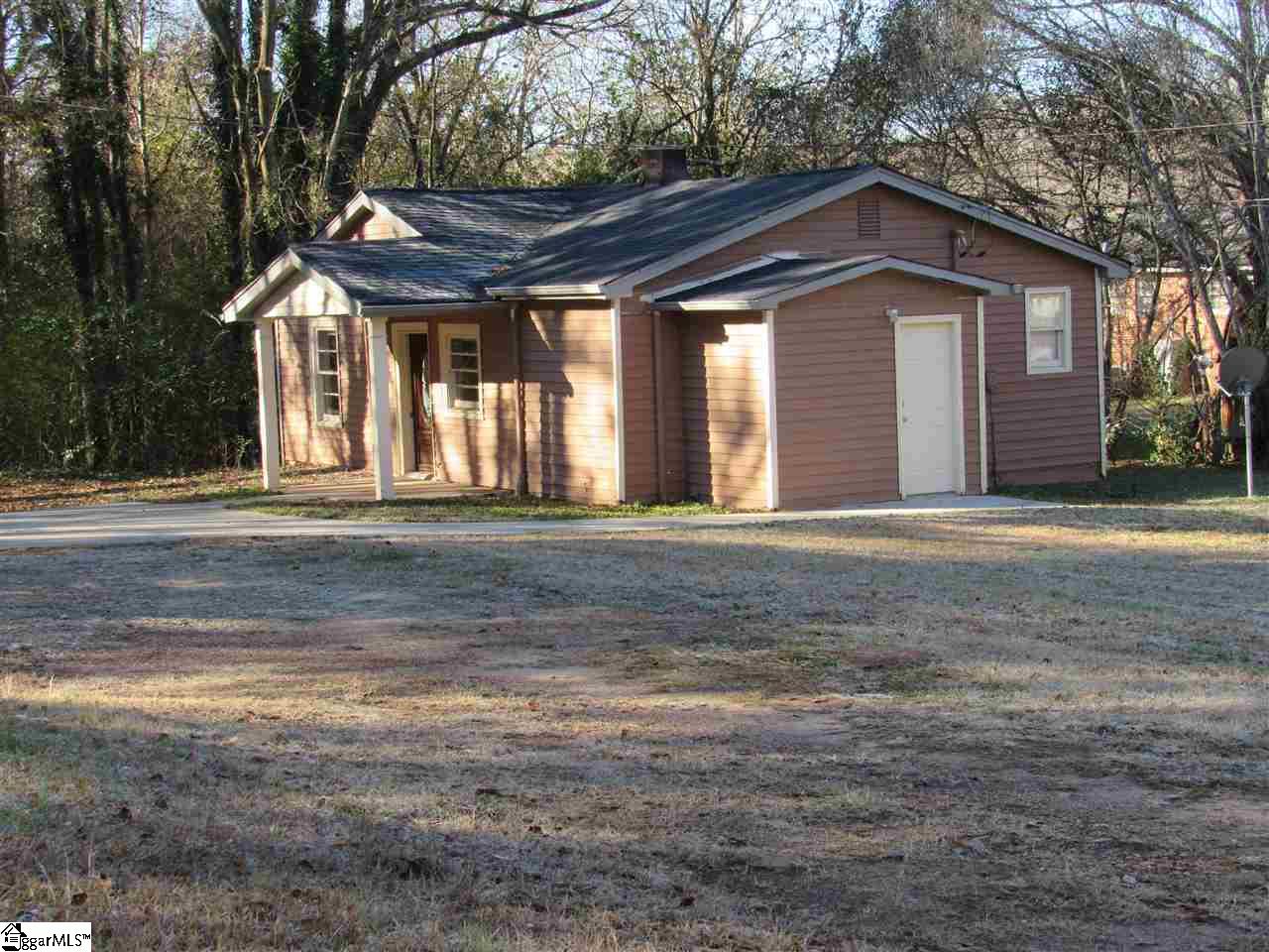 111 Plantation Road Greenville, SC 29605 - Photo 2 of 20 Gallery Image 2