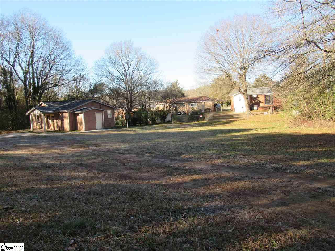 111 Plantation Road Greenville, SC 29605 - Photo 3 of 20 Gallery Image 3