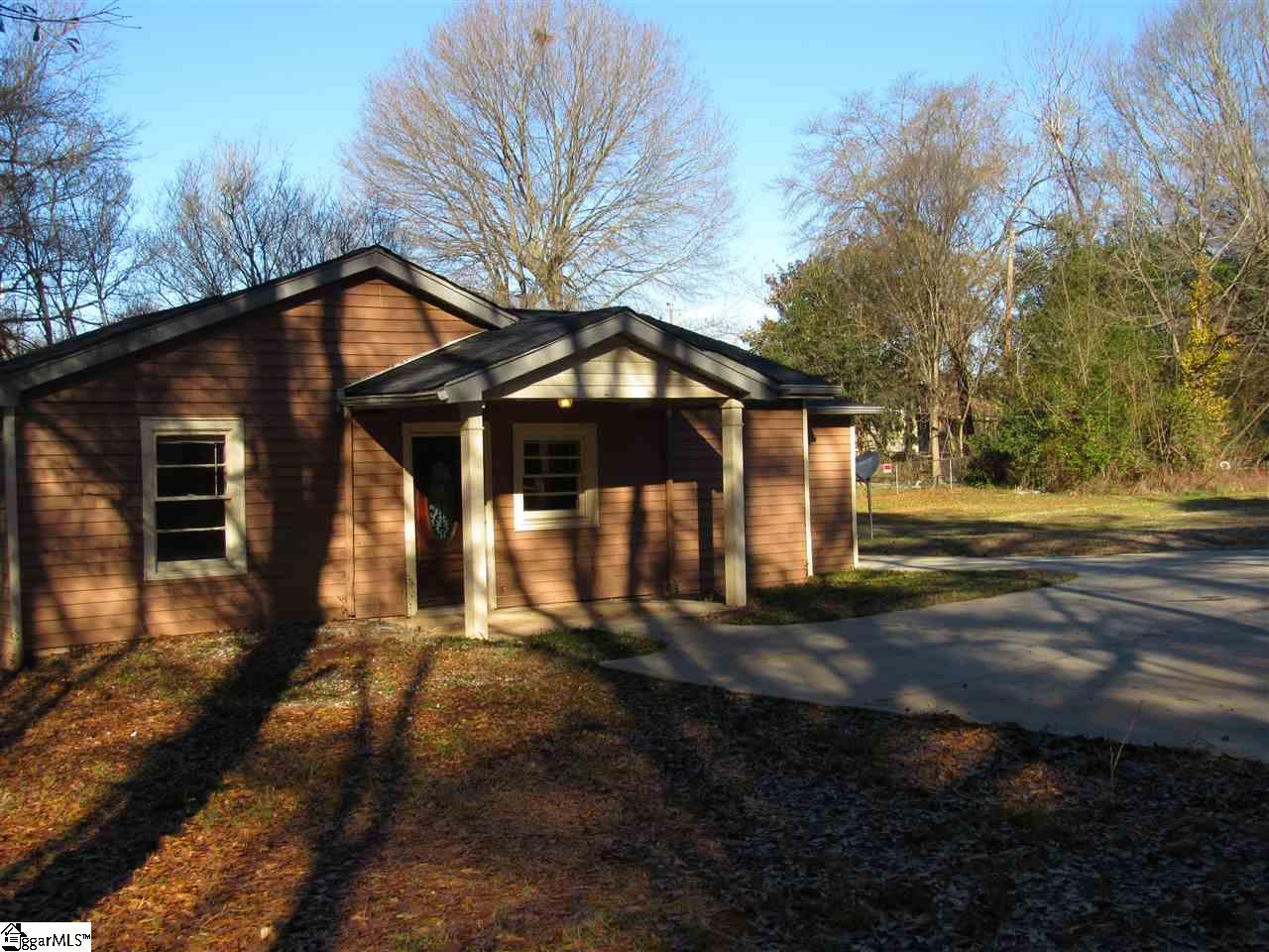 111 Plantation Road Greenville, SC 29605 - Photo 4 of 20 Gallery Image 4
