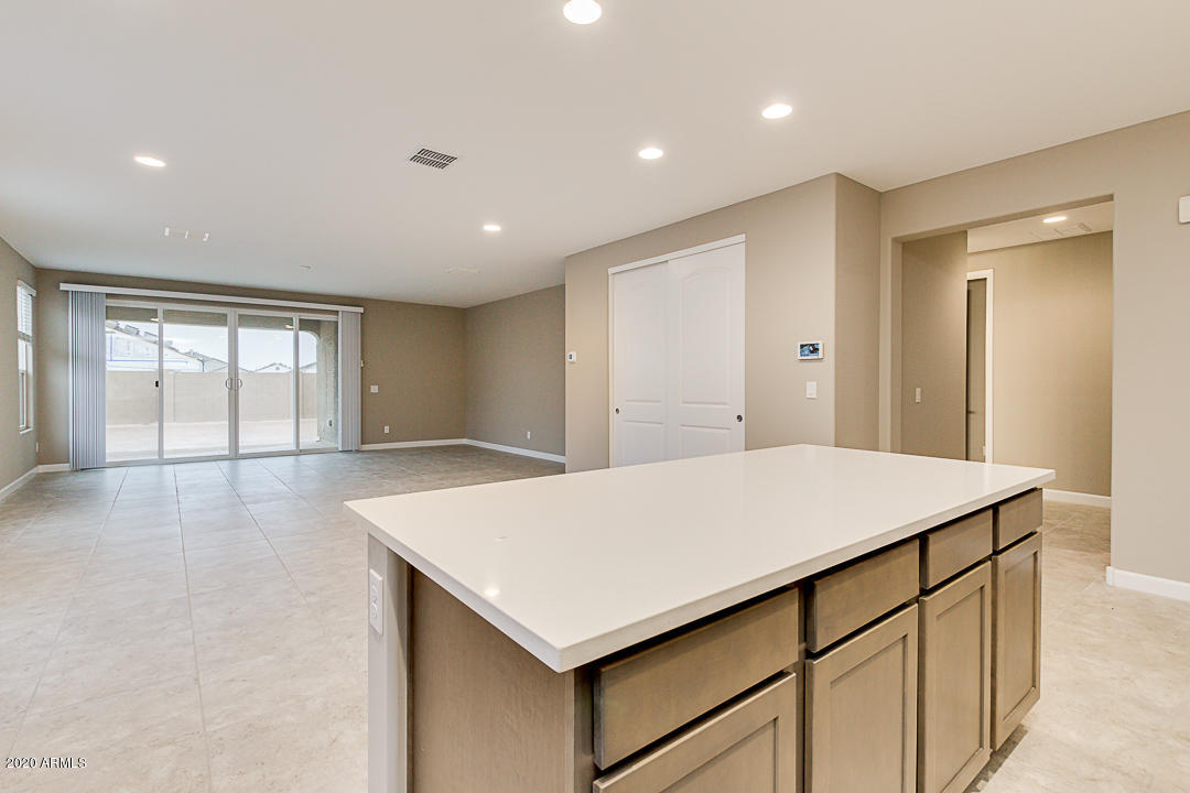 8487 West Pleasant Oak Way Florence, AZ 85132 - Photo 11 of 21 08-Rushmore