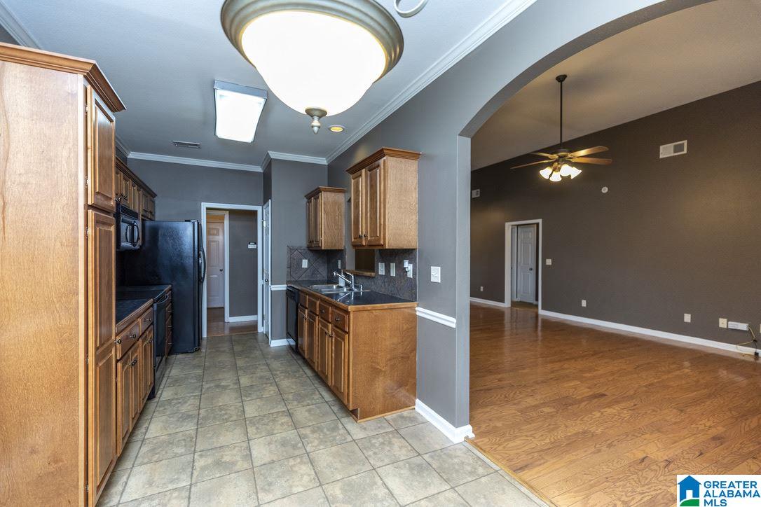 204 Cove Place Pelham, AL 35124 - Photo 7 of 25