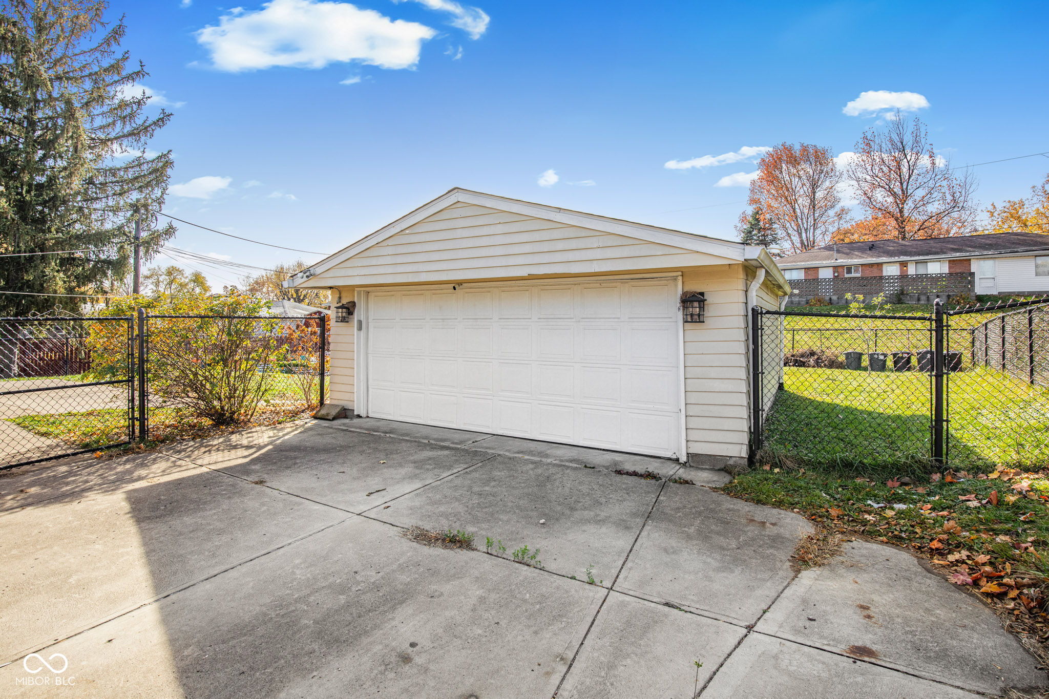 402 Cherry Street Beech Grove, IN 46107 - Photo 17 of 29