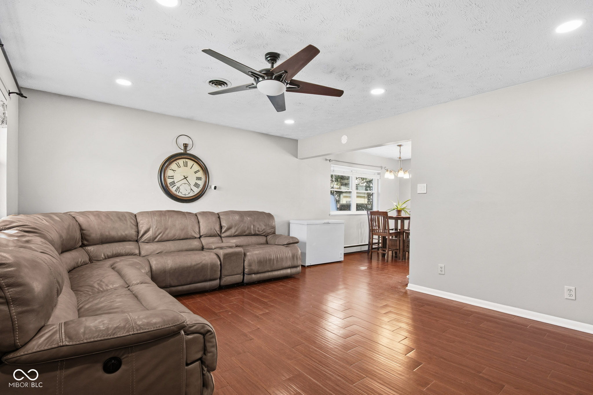 402 Cherry Street Beech Grove, IN 46107 - Photo 4 of 29