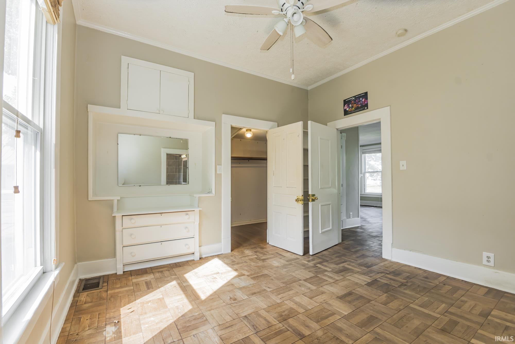 601 West Riverside Avenue Muncie, IN 47303 - Photo 16 of 35