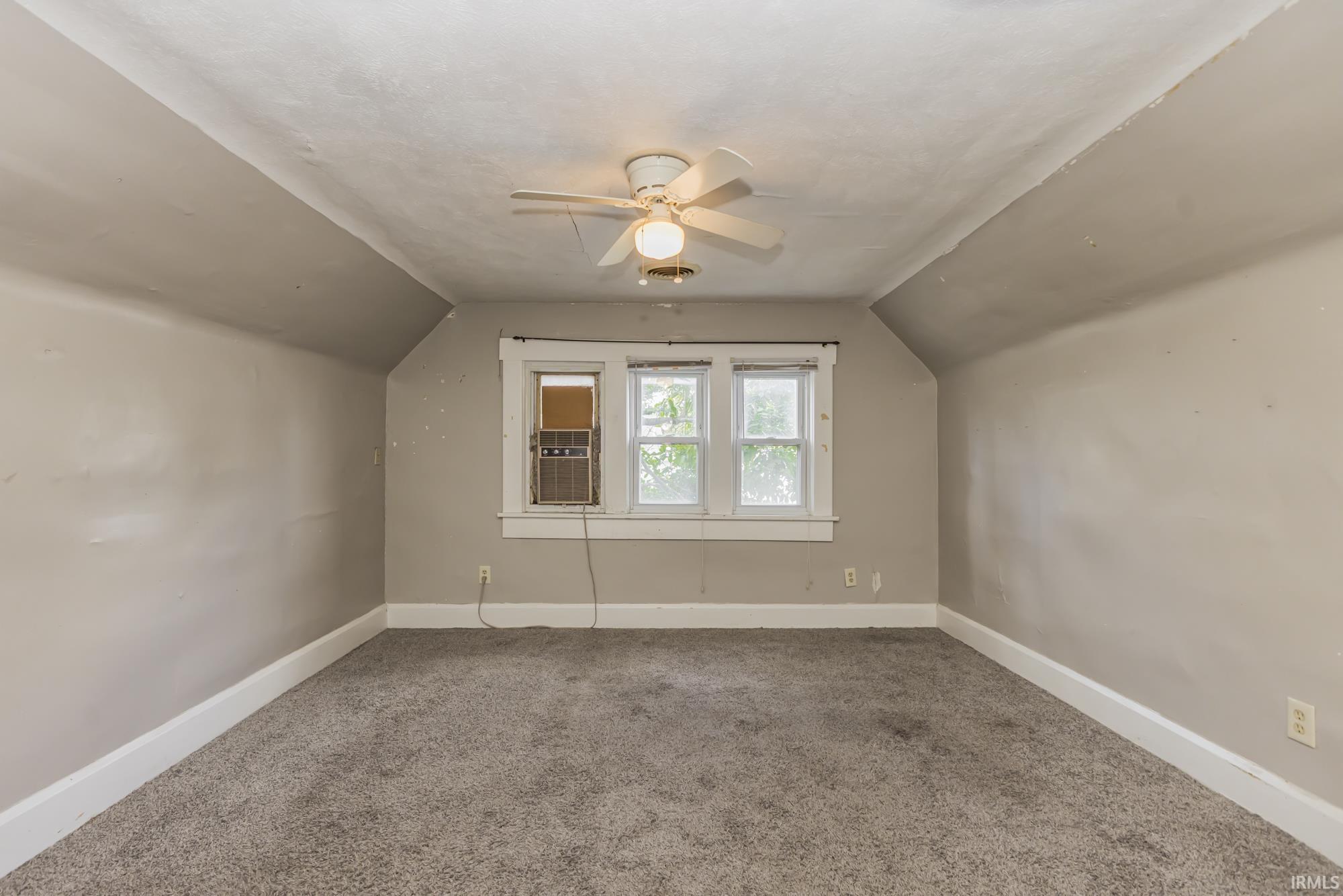 601 West Riverside Avenue Muncie, IN 47303 - Photo 22 of 35