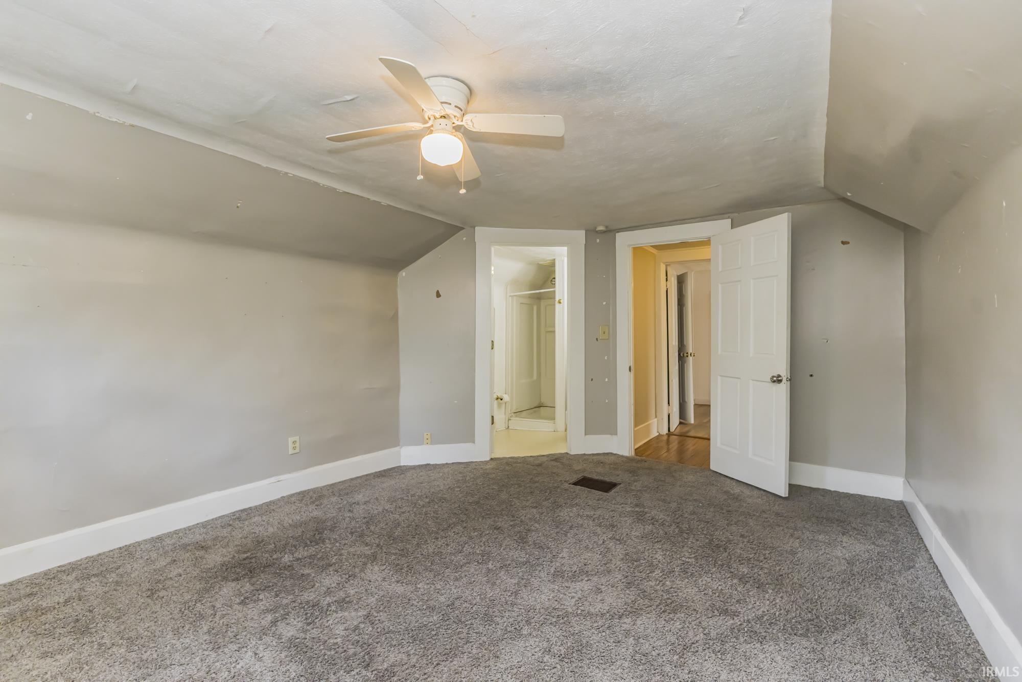 601 West Riverside Avenue Muncie, IN 47303 - Photo 23 of 35