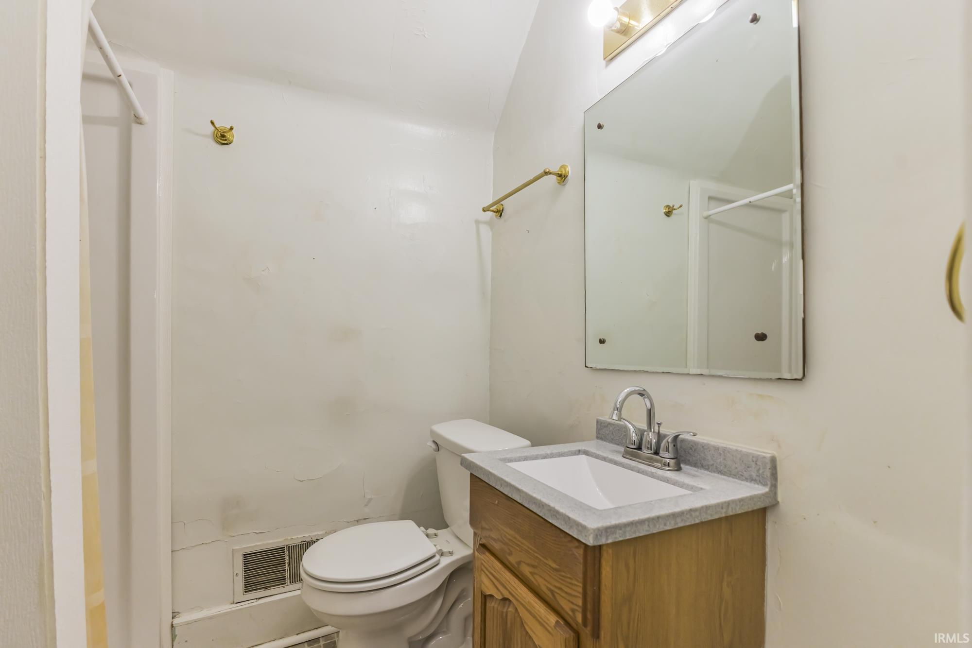 601 West Riverside Avenue Muncie, IN 47303 - Photo 32 of 35