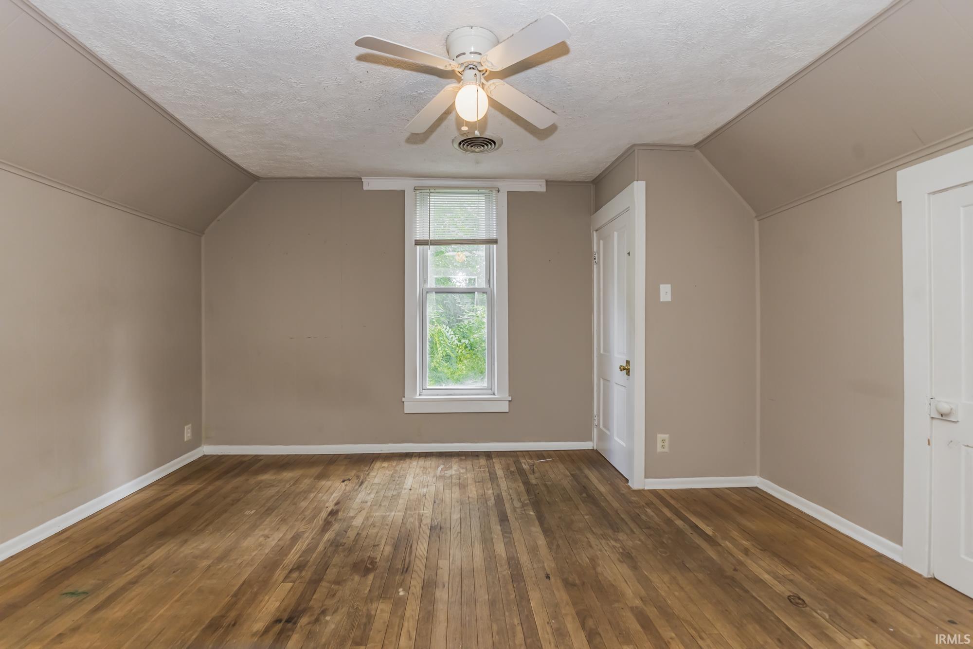 601 West Riverside Avenue Muncie, IN 47303 - Photo 33 of 35