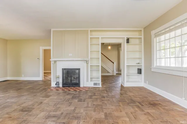 $164,900 | 601 West Riverside Avenue, Muncie, IN 47303