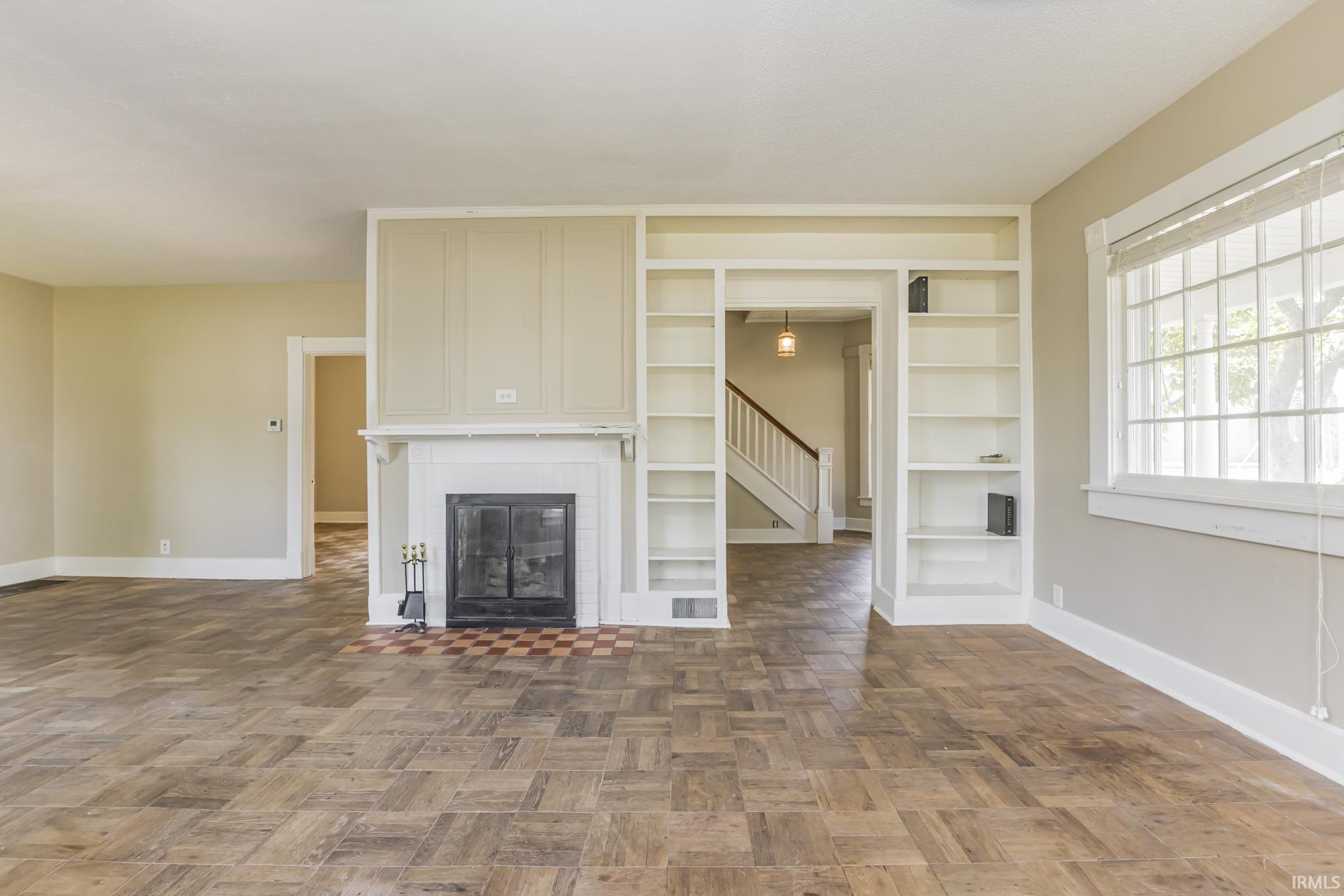 601 West Riverside Avenue Muncie, IN 47303 - Photo 9 of 35