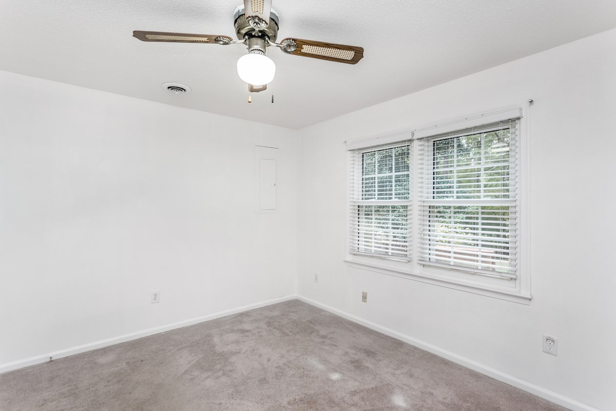 1304 Medfield Road Raleigh, NC 27607 - Photo 22 of 30 Photo 22