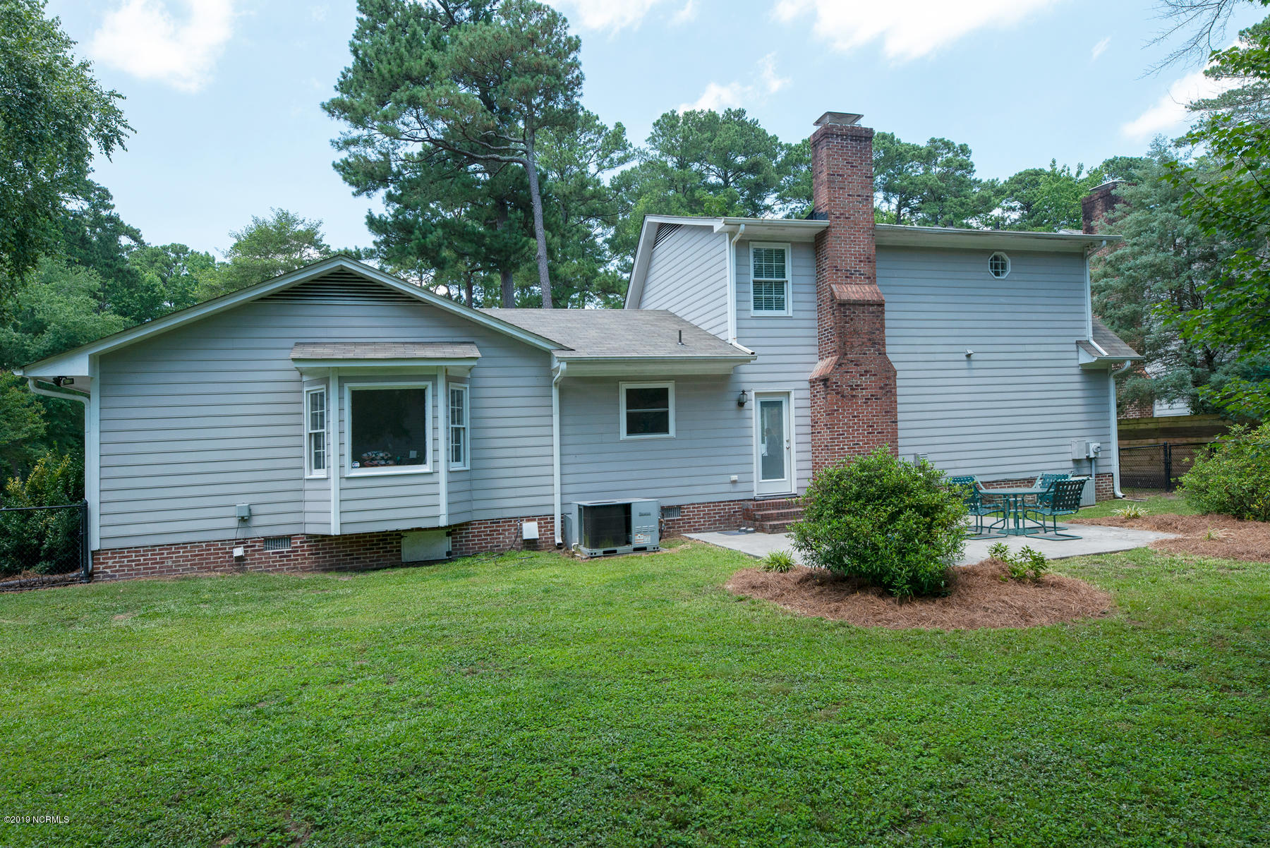 110 Antler Road Greenville, NC 27834 - Photo 8 of 37 110-Antler-Road-08