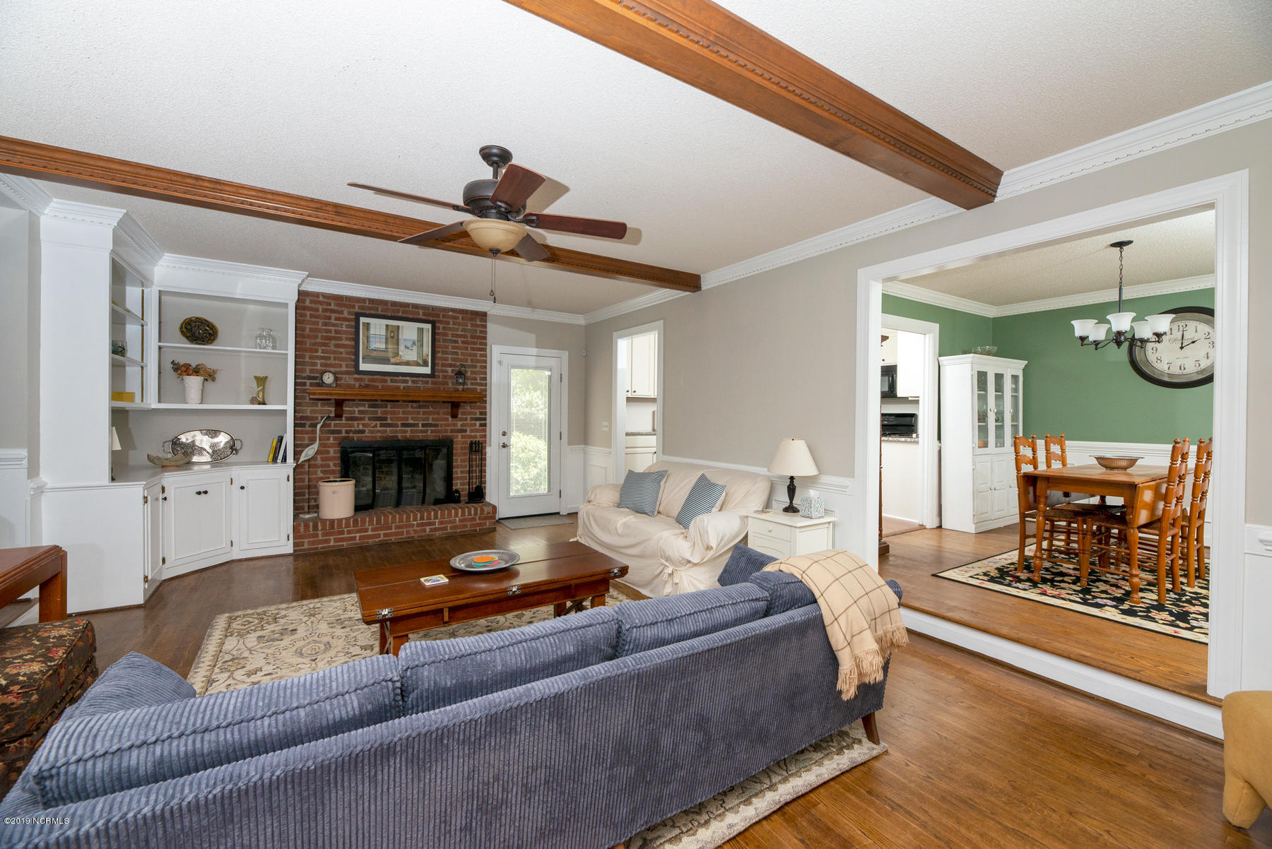 110 Antler Road Greenville, NC 27834 - Photo 10 of 37 fresh paint in living area - beautiful hardwood